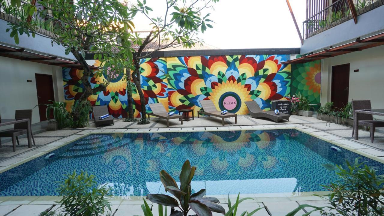 Reddoorz Near Legian Street Hotell Exteriör bild