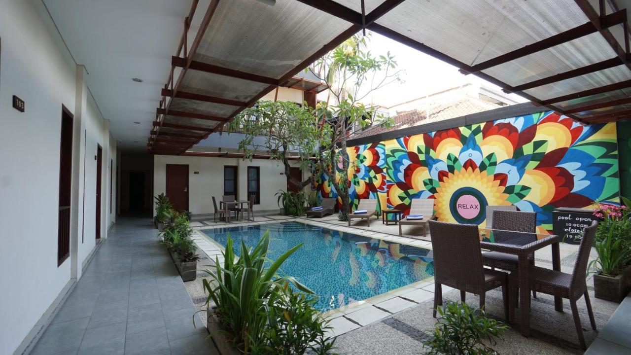Reddoorz Near Legian Street Hotell Exteriör bild