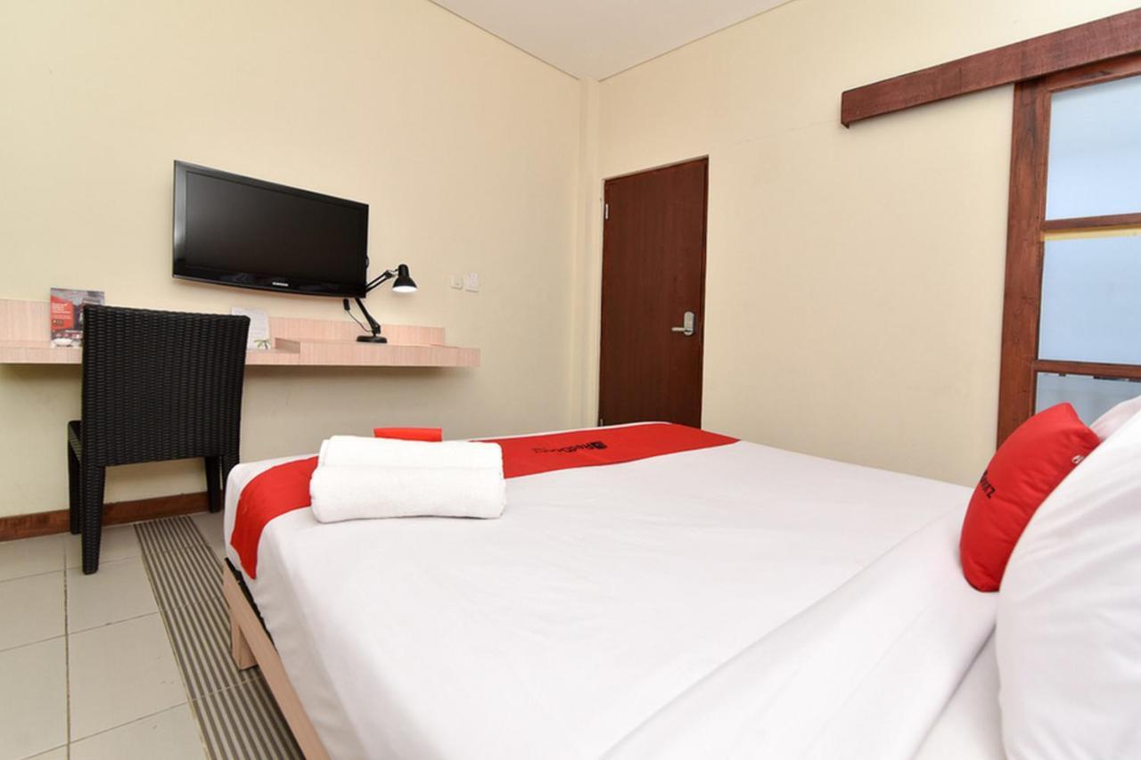 Reddoorz Near Legian Street Hotell Exteriör bild